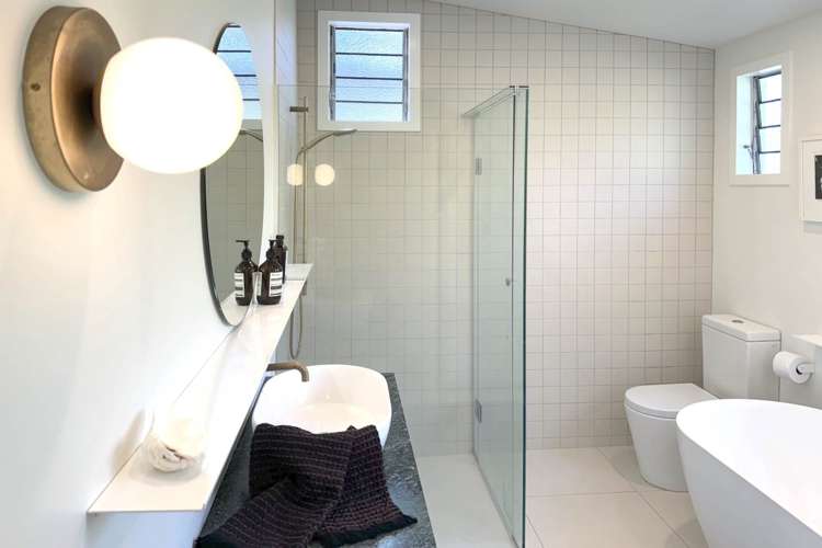 703 Huia Road Parau_16