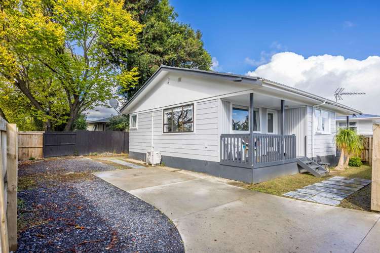 381 Roscommon Road Clendon Park_10