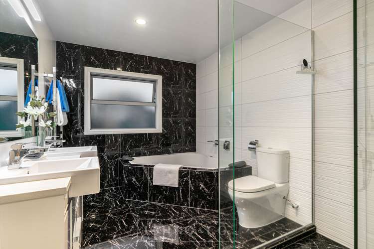 2b Abbotts Way Remuera_14