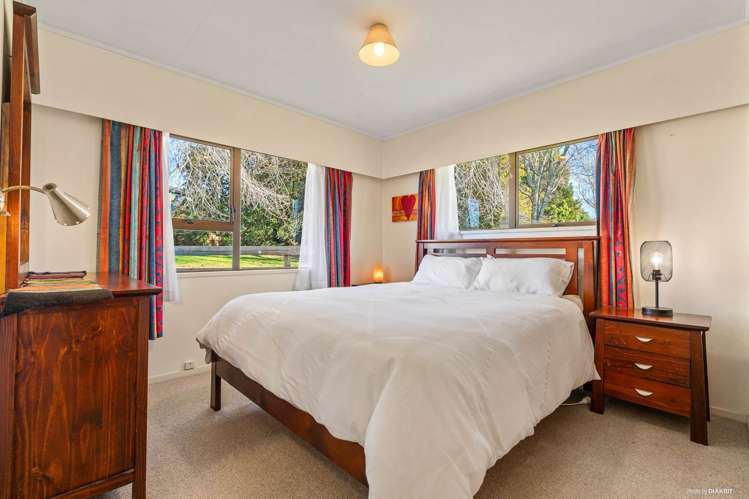 1/4 Revell Court_5