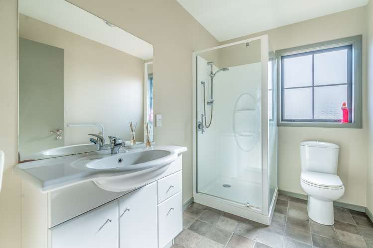 32 Napier Street Riverton_9