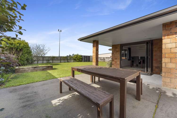 30 Montague Grove Stratford_21