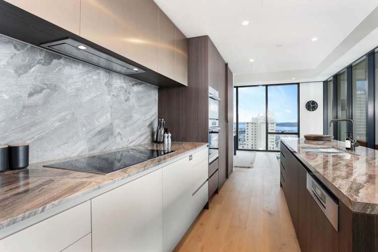 3401/10 Commerce Street_5