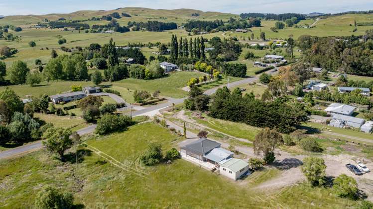 302 White Road Waipawa_1