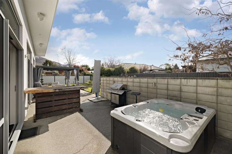 2 Coromandel Street Wanaka_15