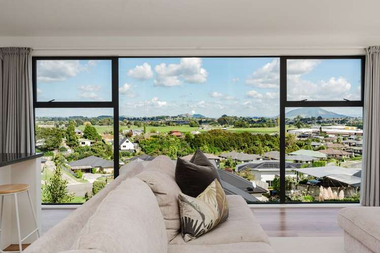 325 Picquet Hill Road_3