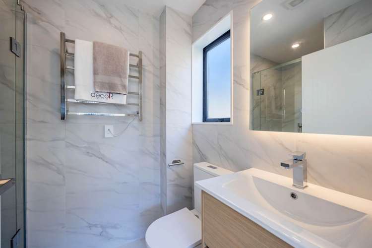 17c Bruce Road Glenfield_13