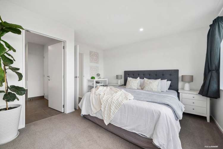 4 Watermill Lane Silverdale_11