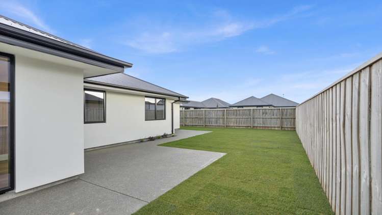 5 Stackwood Avenue Woodend_12