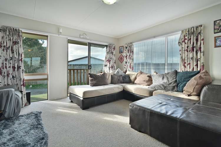 1/2 Arklow Place Flaxmere_2