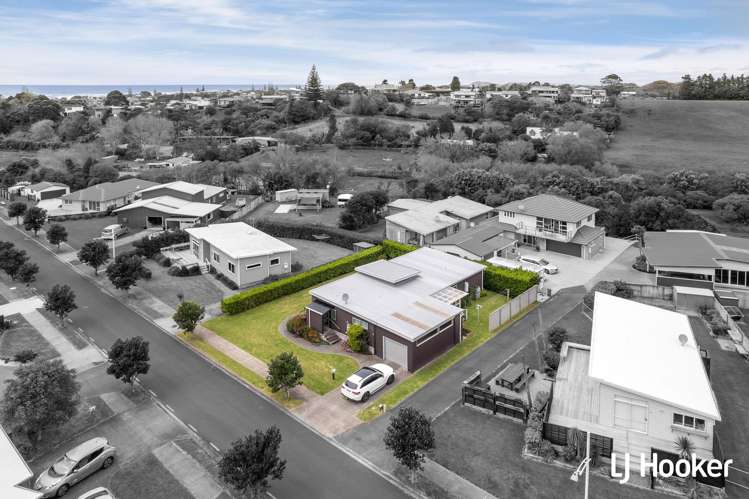 19 Ocean Breeze Drive Waihi Beach_2