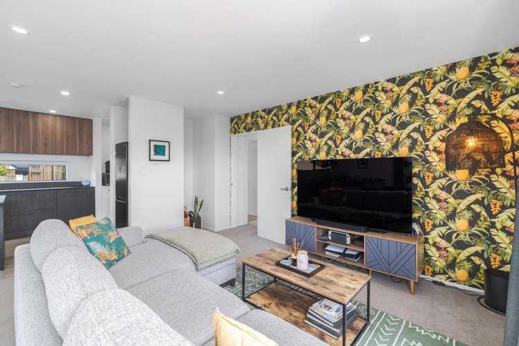 6 Youngston Lane Woolston_11