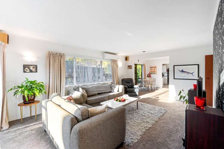 1/128 Botany Road_2