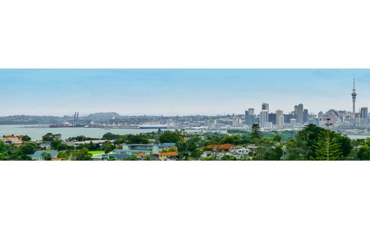 2/17 Pupuke Road Birkenhead_24