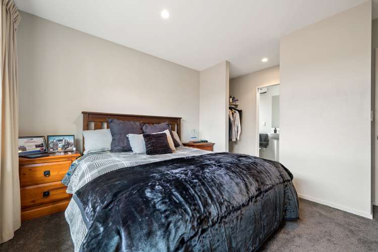 592 Madras Street Saint Albans_10