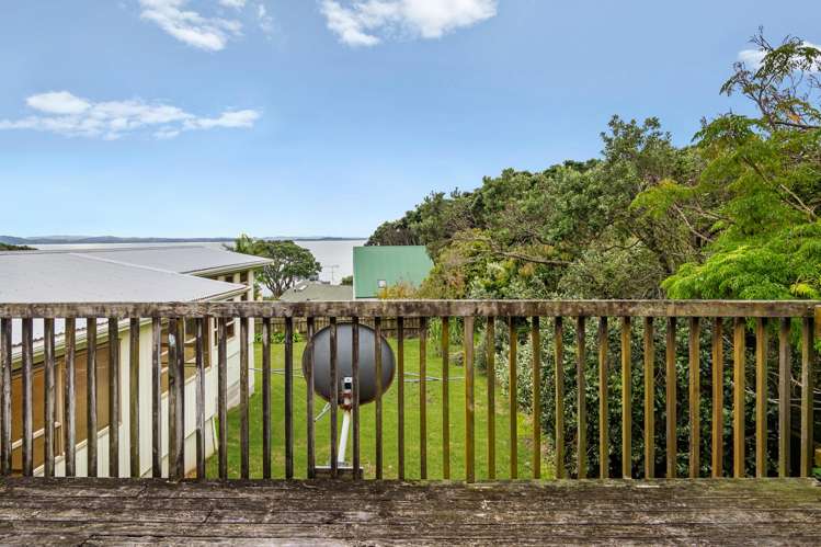 40 Pacific Parade Army Bay_19