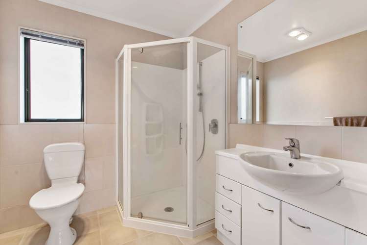 24 Sarteano Drive Manurewa_21