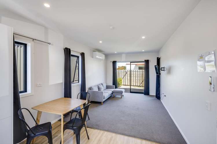 Units 3, 4, and 5/1018 Plunket Street St Leonards_8