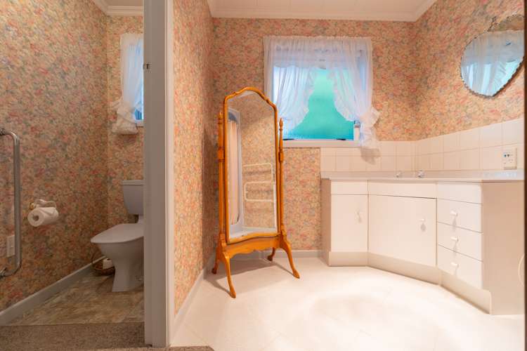 65 Matai Street Te Anau_10