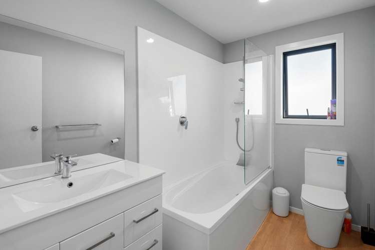 5/11 Winchester St Merivale_8