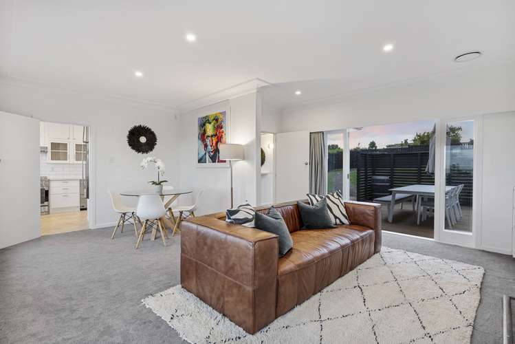 1/92 Ocean View Road Northcote_5