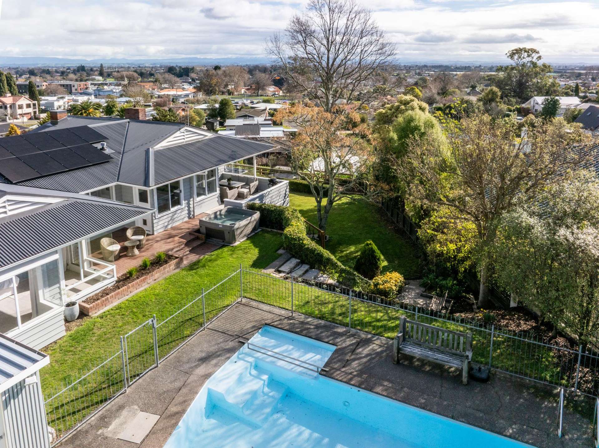 21 Busby Hill Havelock North_0