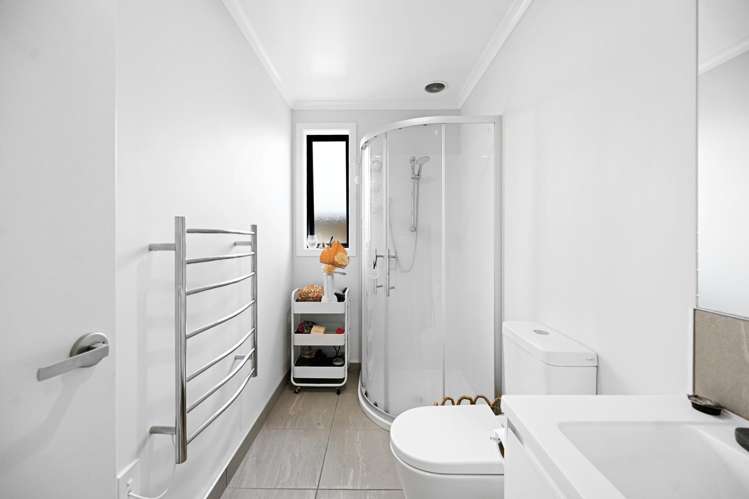 53 Waruhia Crescent Rototuna North_8