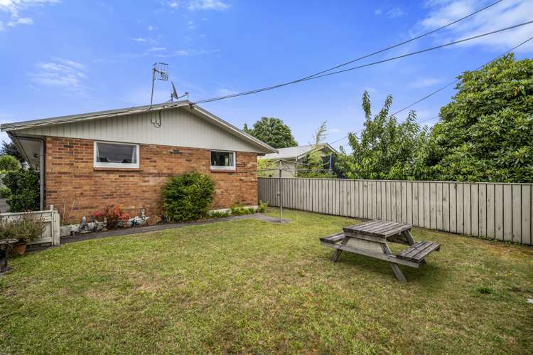 11 Whakaipo Avenue Taupo_19