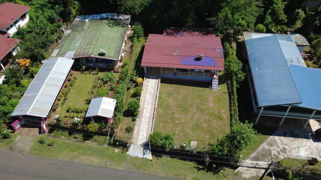 Scenic 3-Bedroom Home with Town, Ocean & Mountain Views