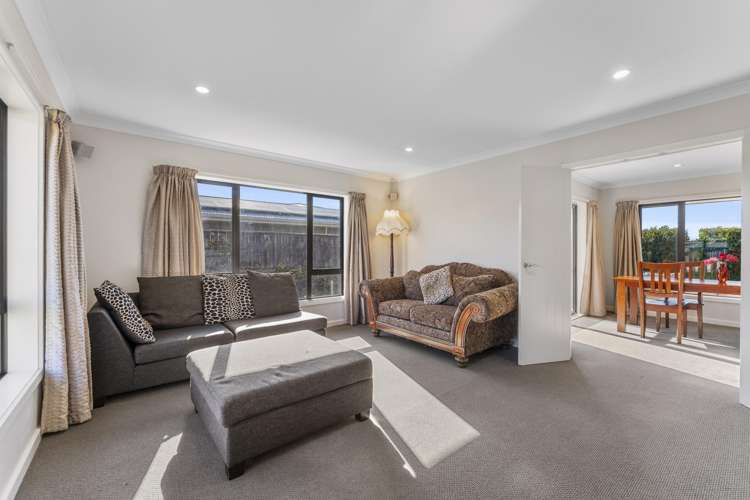 8 Brompton Close Richmond Heights_13