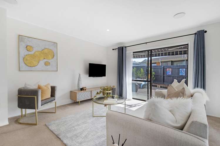 1/13 Parramatta Place Botany Downs_6