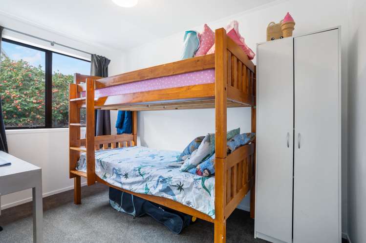 2/62 Saint Annes Crescent Wattle Downs_6