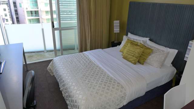 2304/10 Waterloo Quadrant Auckland Central_2