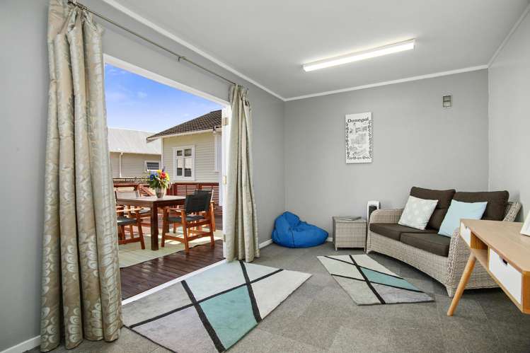 6 Sherwood Street Woburn_16