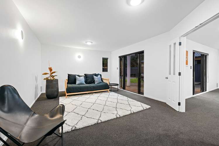 15 Blairgowrie Place Rototuna North_8