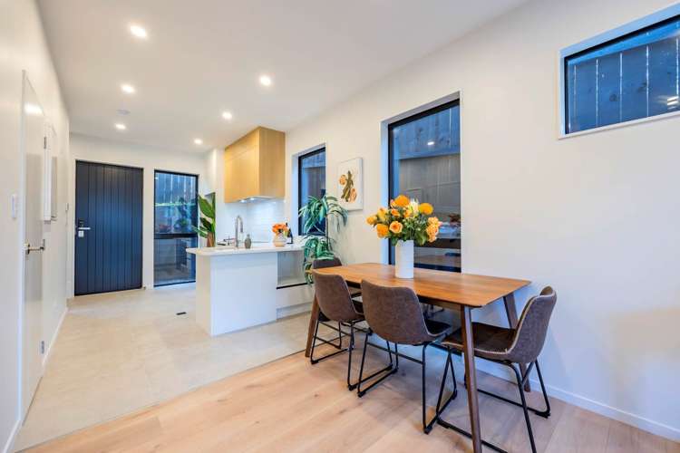 Lot 4/82 Rosewarne Crescent Glendene_9