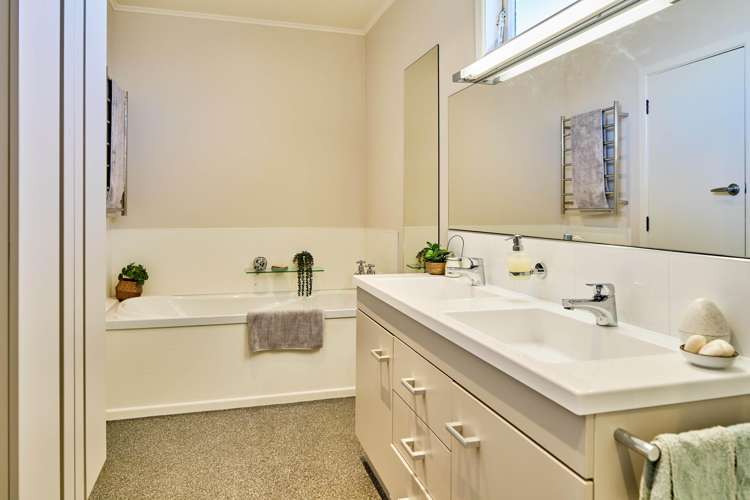 22 Reese Jones Grove Maungaraki_15