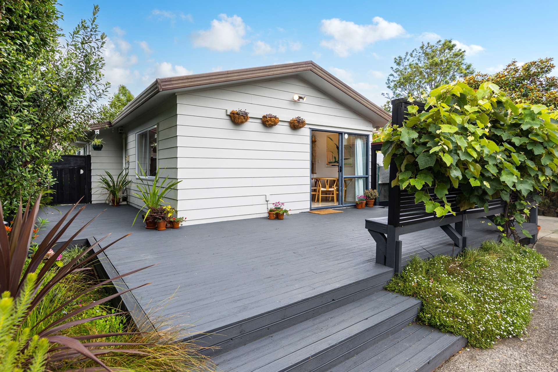 176 Solar Road Glen Eden_0