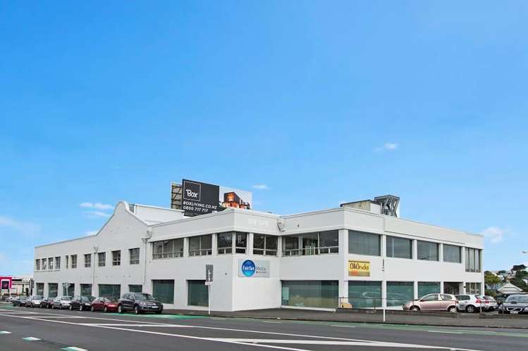 317 New North Road_0