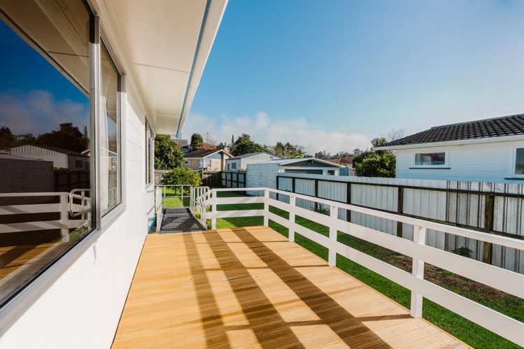 14 Fiona Place Dinsdale_15