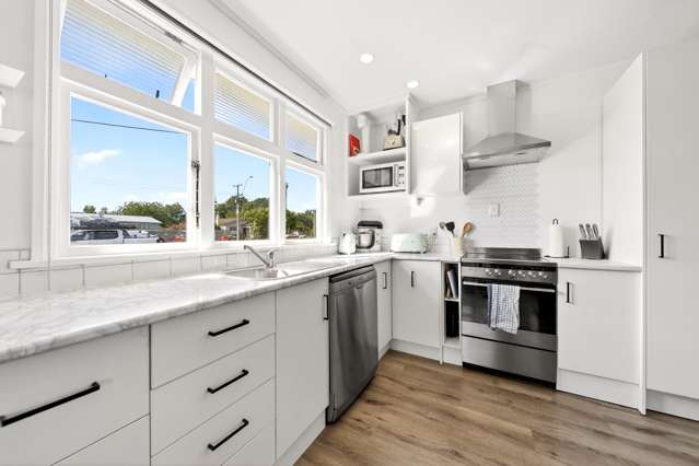 382 High Street South Carterton_4