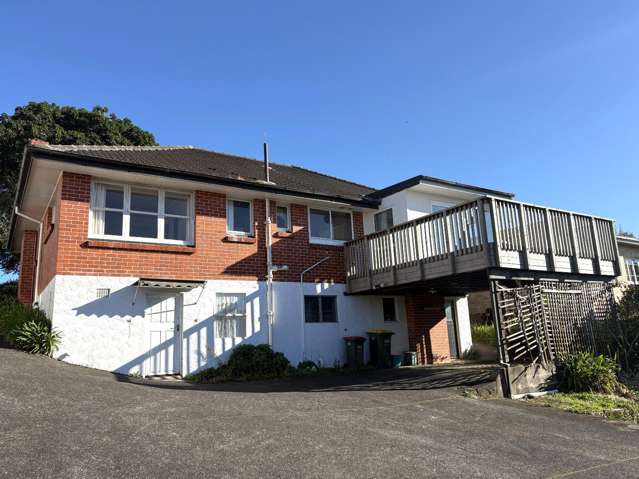 Perfect Family or Flatting Home