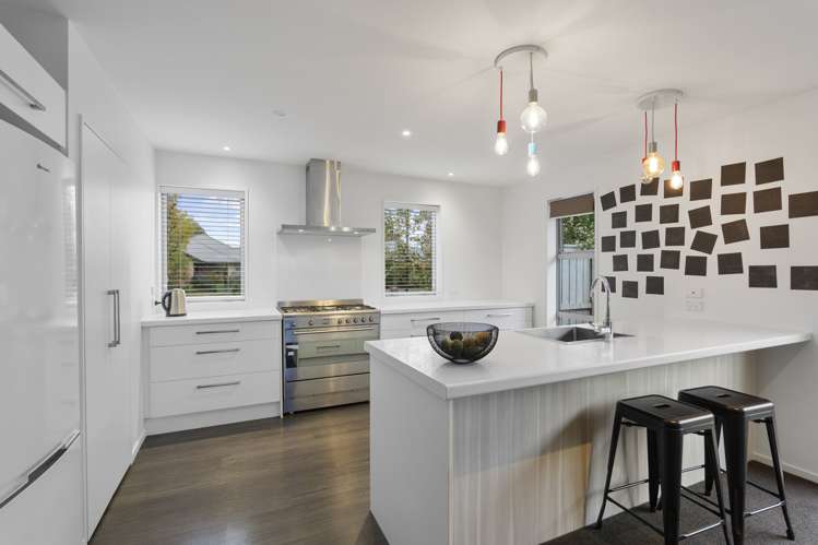 28 Champagne Avenue Yaldhurst_7