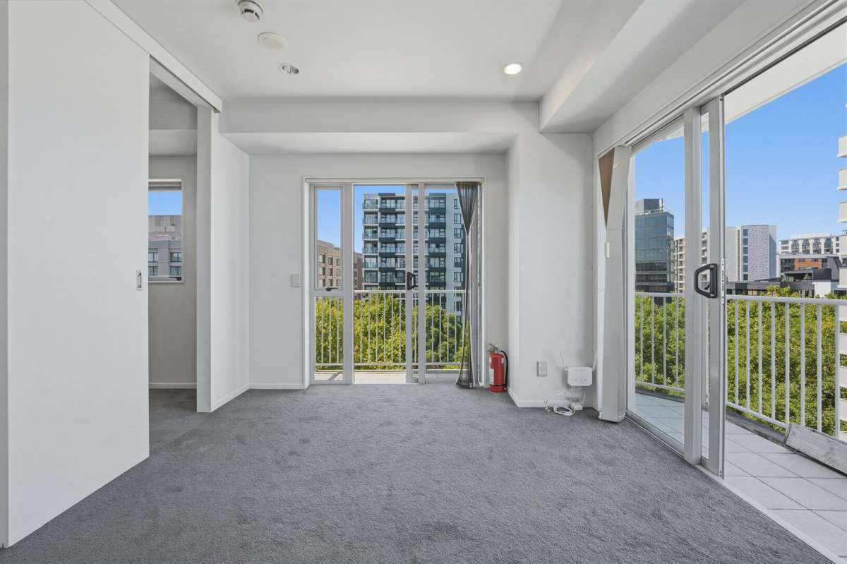 6F/208 Hobson Street_5