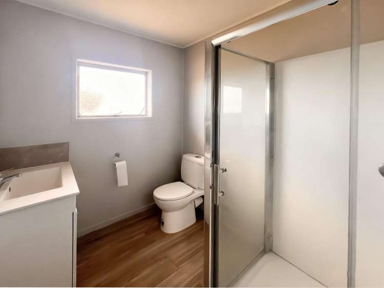 8/74 Walmsley Road 10057_12