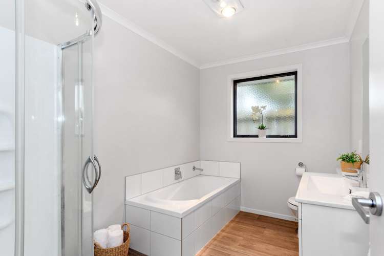 25 Emerald Shores Drive Papamoa_10