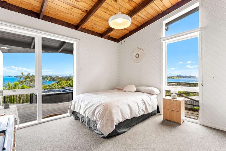 73 Roberts Road Matakatia_15