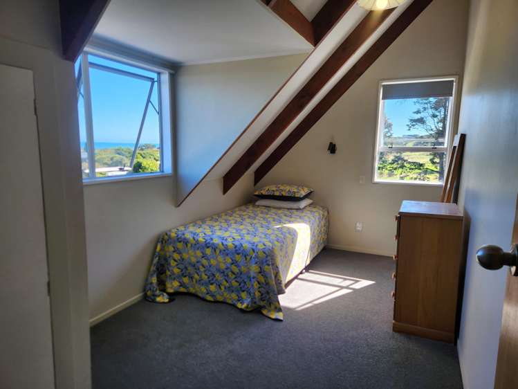 133 Coulson Road Paroa_11