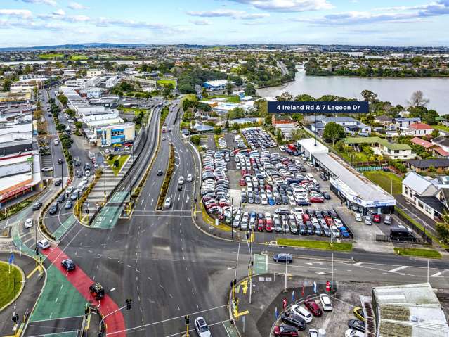 4 Ireland Road and 7 Lagoon Drive Panmure_3