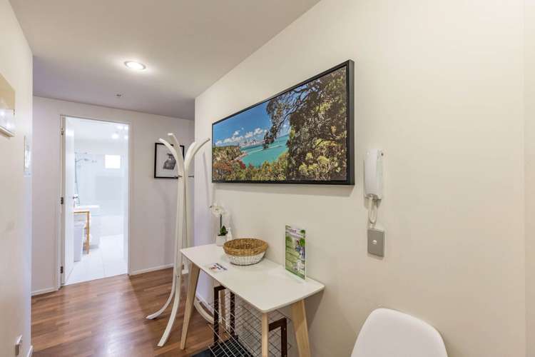 1305/18 Beach Road Auckland Central_10